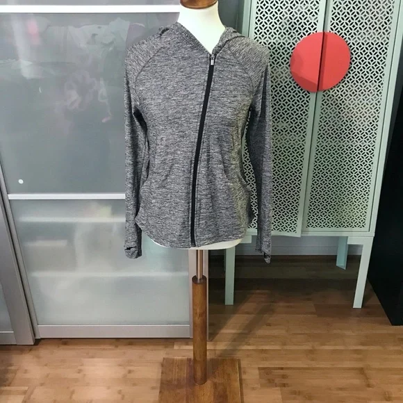 Athleta Pacifica Pleated Jacket in Heathered Grey - Picture 3 of 8